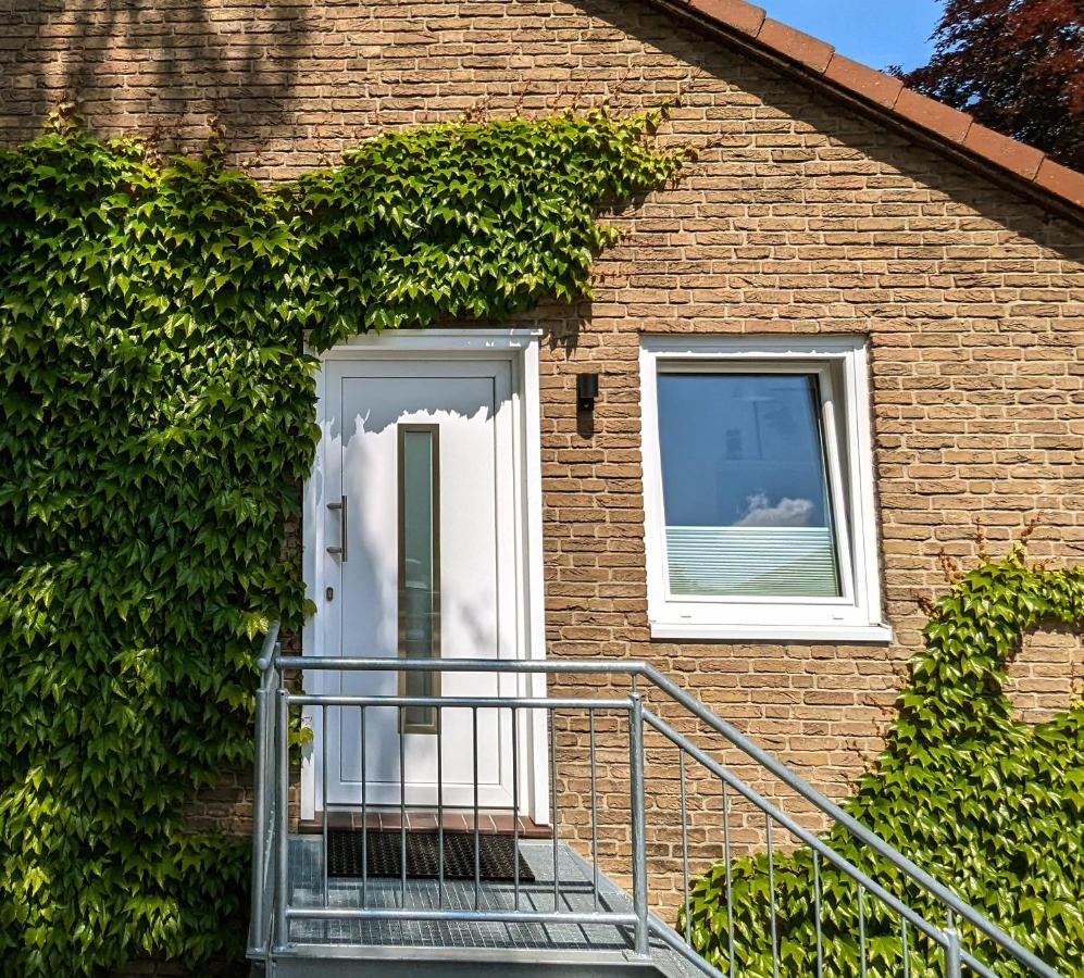 Apartment mit Balkon in Hannover-Ahlem - B&B