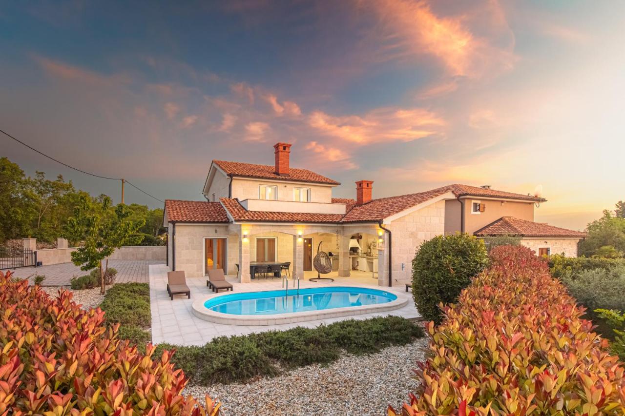 Villa Adeline - Ferienwohnung