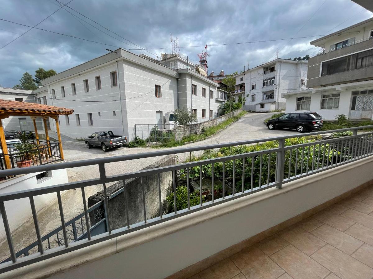 Likas House - B&B