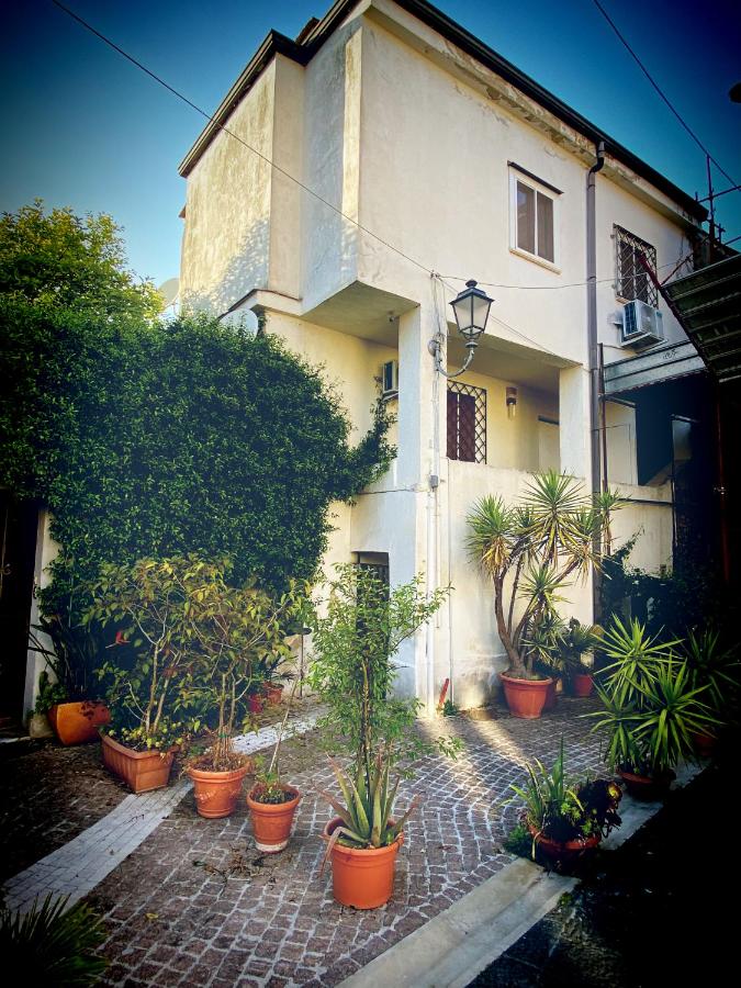 A due passi dall Arco - Ferienwohnung Benevent