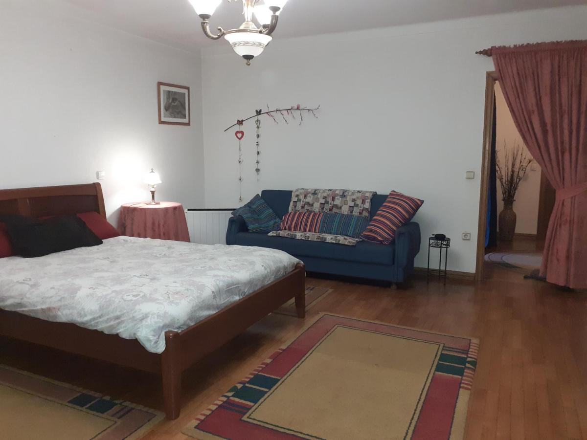 One-Bedroom Suite