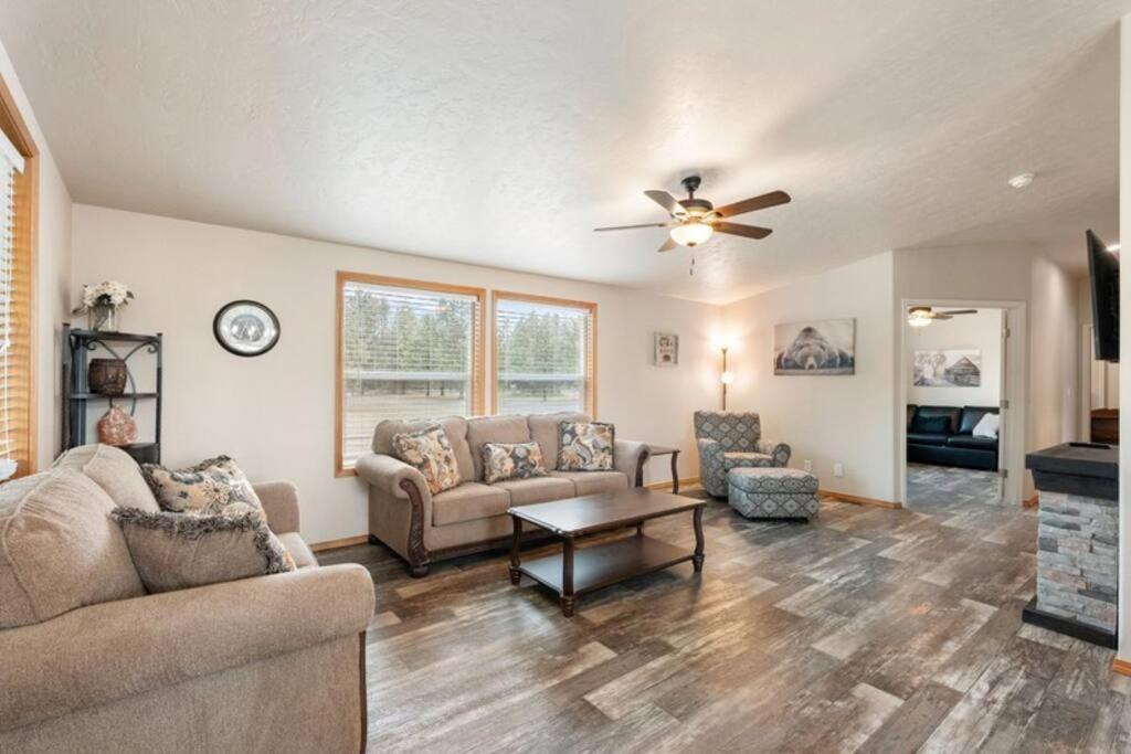Country living in a small town - B&B