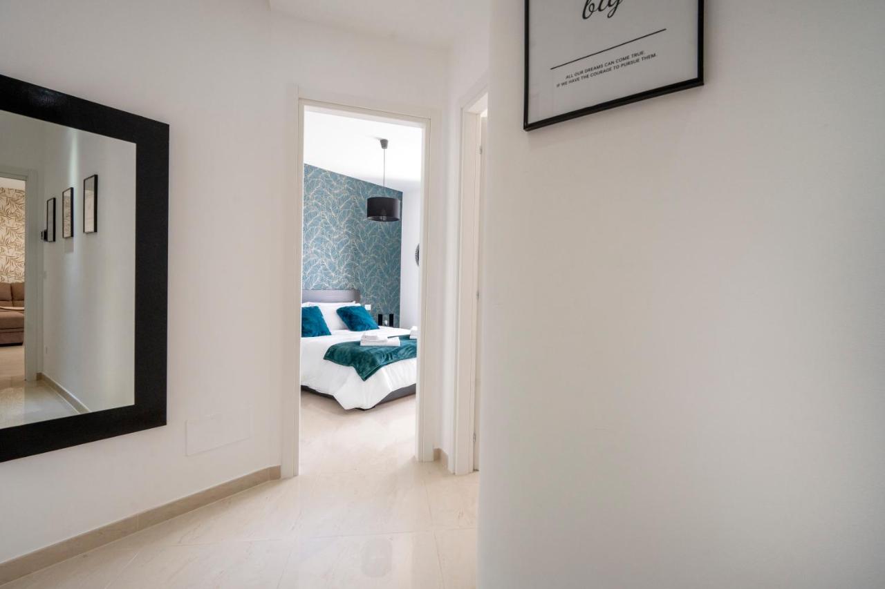 Appartamento con 2 Camere da Letto e Terrazza 