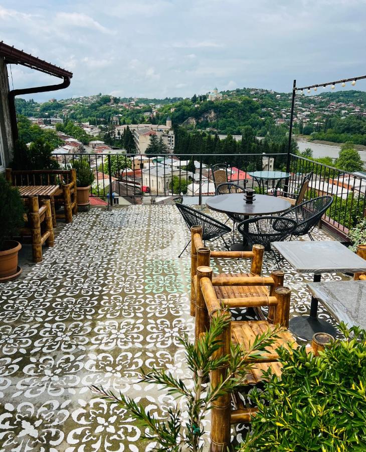 B&B Kutaisi - Green Flower Hotel - Bed and Breakfast Kutaisi