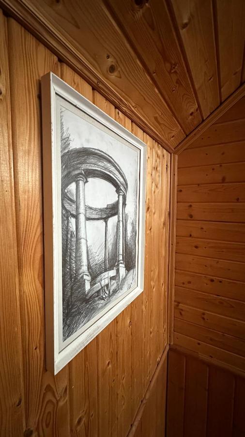Camera Familiare con Bagno in Comune