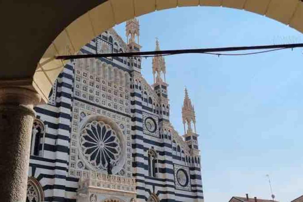 Gracious apartment in the heart of Monza (Duomo) - Chambres d’hôtes
