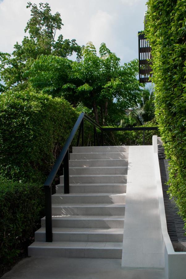 Bleu Condo - A208 - B&B