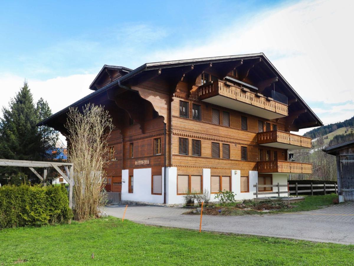 B&B Gstaad - Apartment Marie-Soleil Est by Interhome - Bed and Breakfast Gstaad