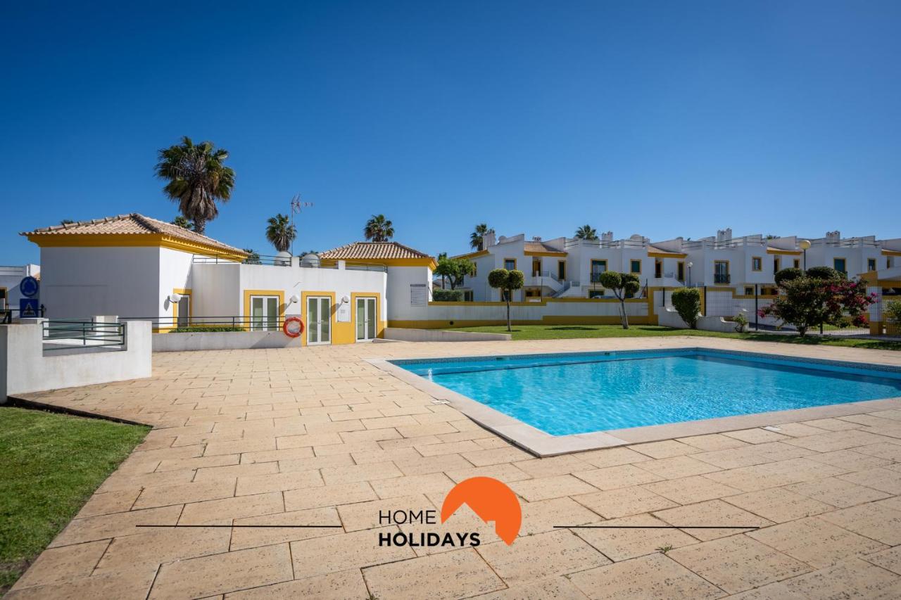 #225 Chalet Fracção G by Home Holidays - Bed and Breakfast Albufeira