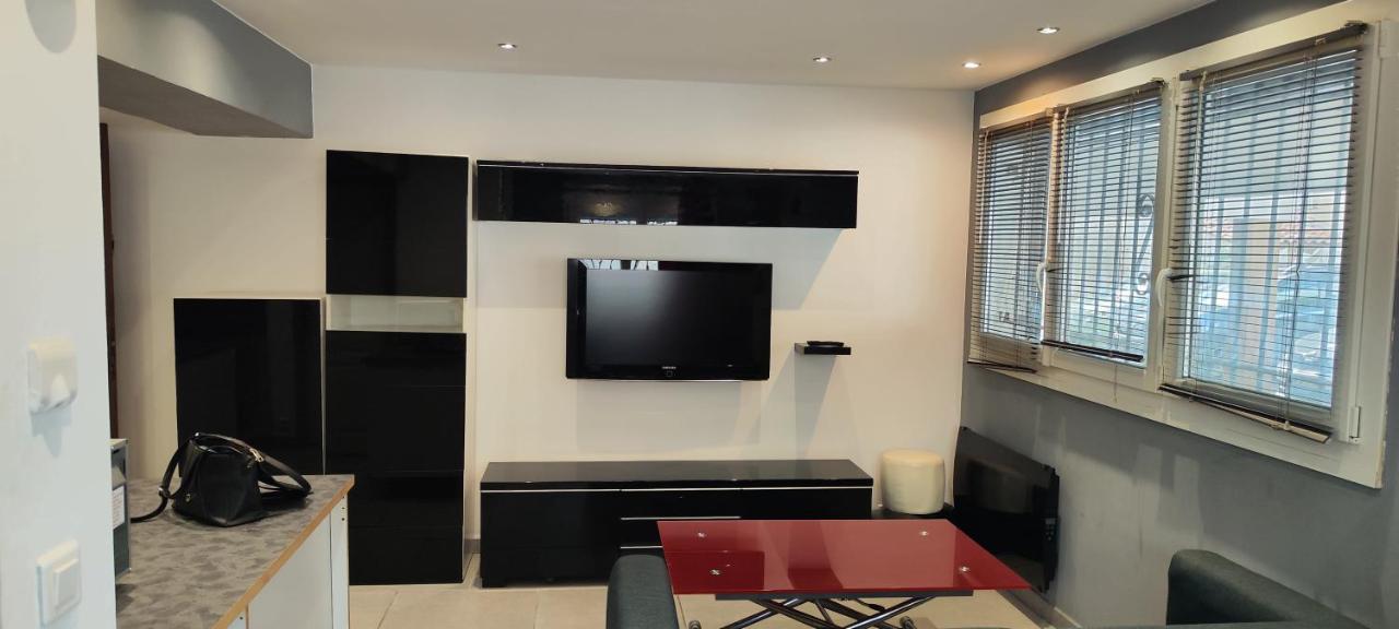 NÎMES Studio meublé 27 m² - B&B Nimes
