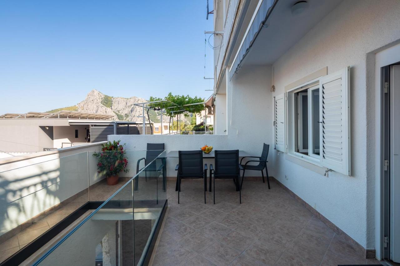 East Side Apartment - Ferienwohnung Omiš