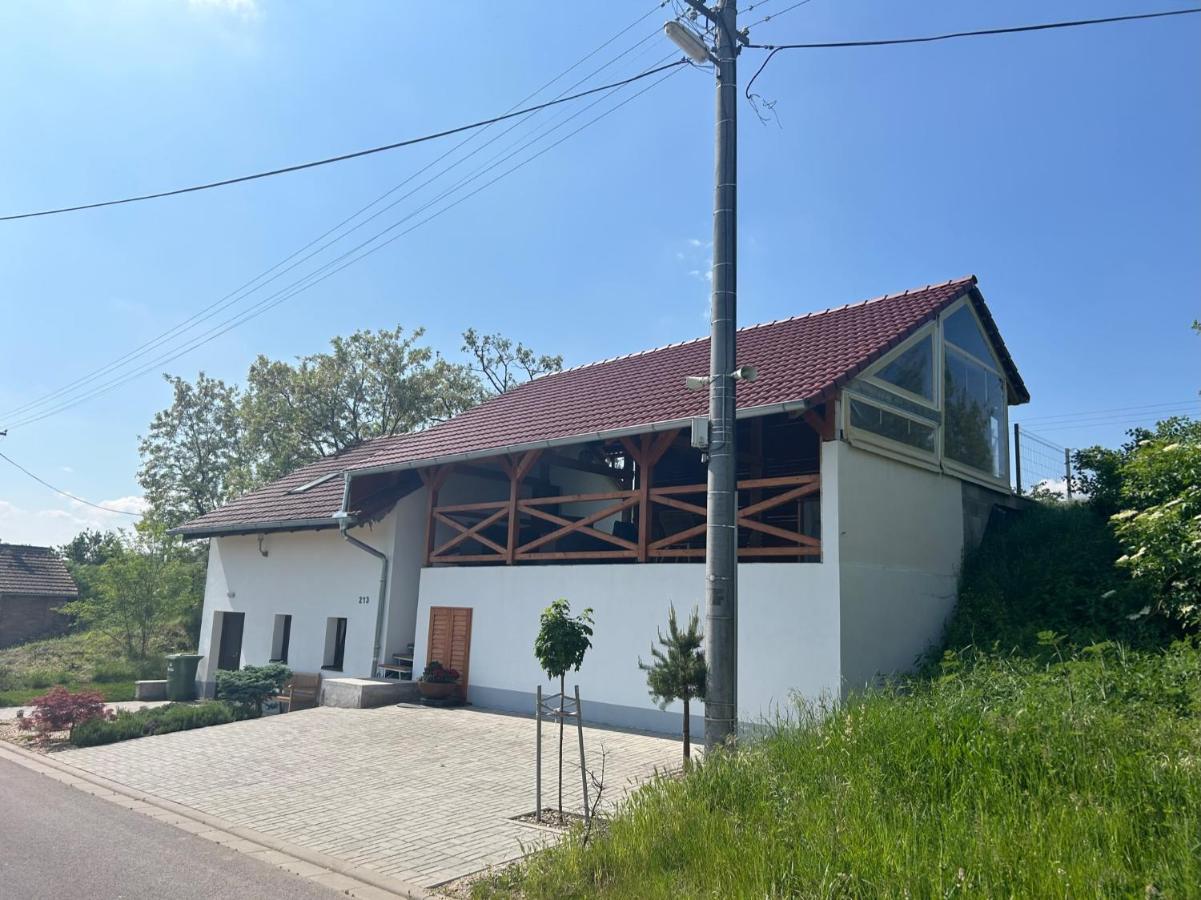 Apartmán Sebina zaručujici absolutní soukromí - Chambres d'hôtes Drnholec