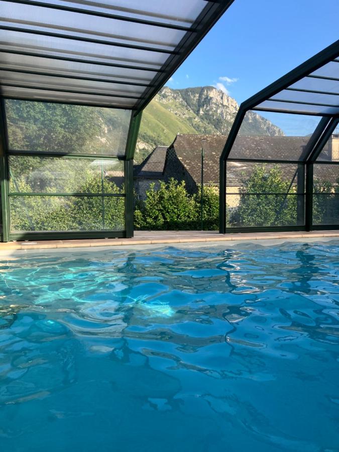 Bielle, pyrénées atlantiques 64260, appartement neuf 38m2 4 pers avec piscine - B&B