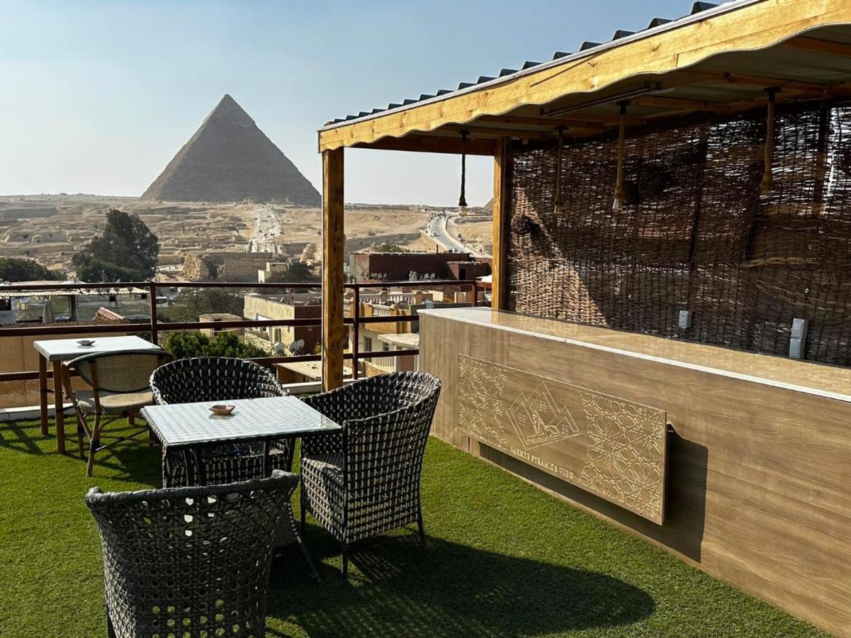 Narmer Pyramids View - B&B