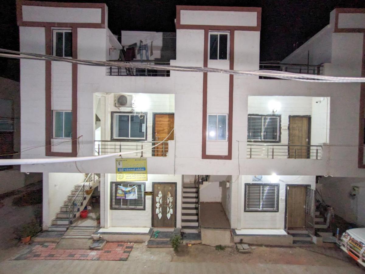 Veer Homestay - B&B Garudeshwar