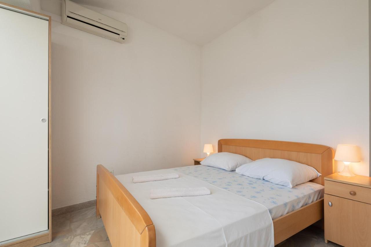 Apartamento con balcón