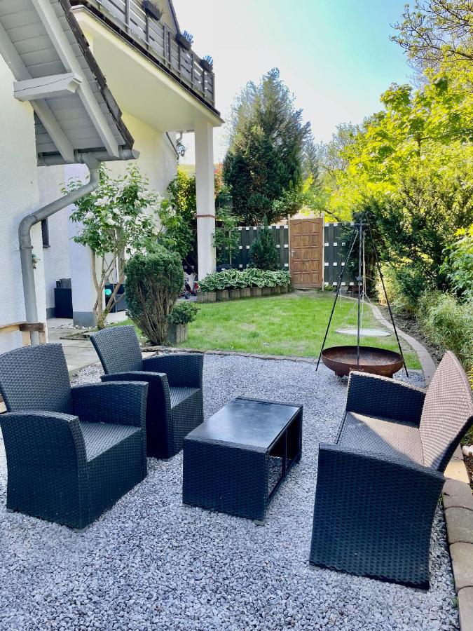 Ferien-Monteur-Wohnung am Bach im Grünen mit 3 Schlafzimmer - B&B Hemer