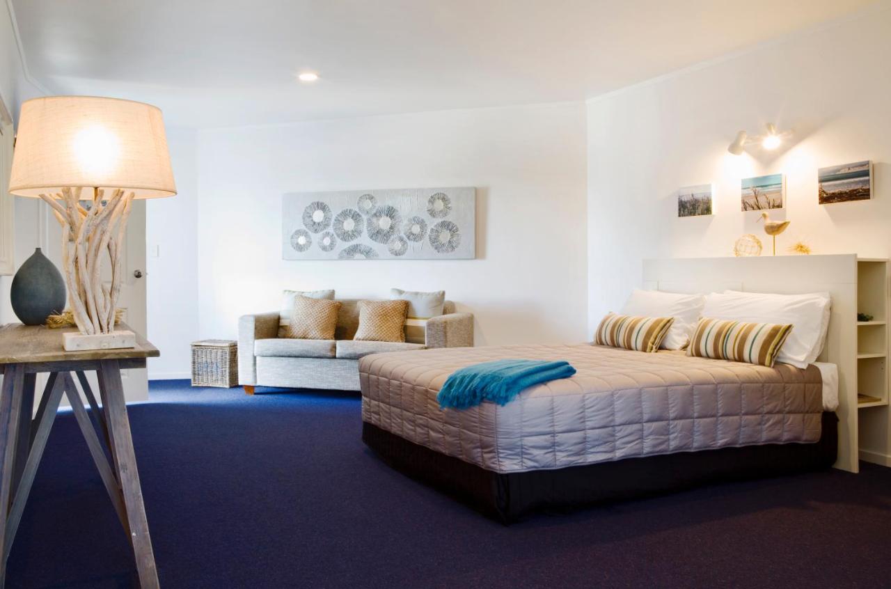 Premier King Studio with Spa Bath