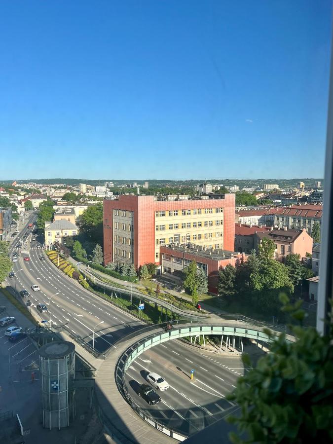 B&B Rzeszów - Retro 10 floor, check-in, centrum Rzeszowa - Bed and Breakfast Rzeszów