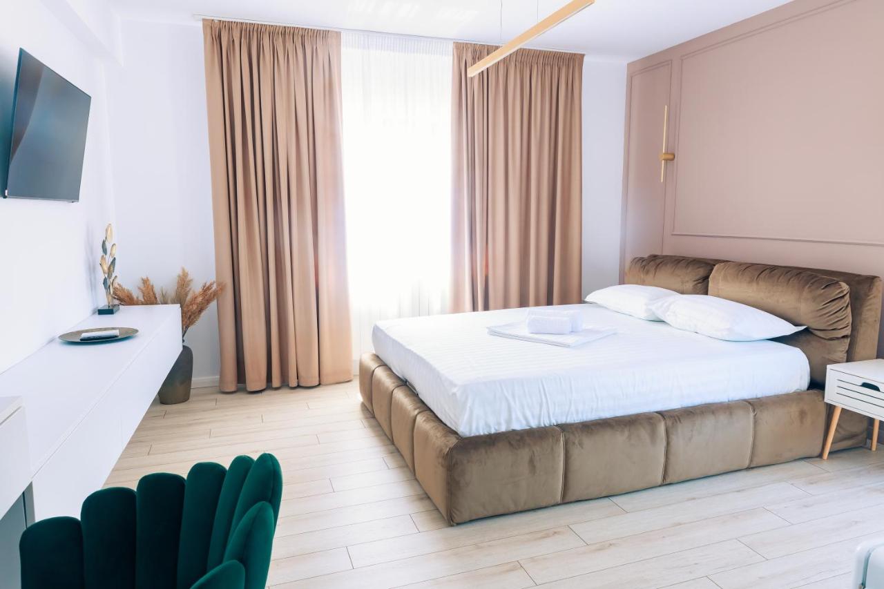 King Room with Balcony