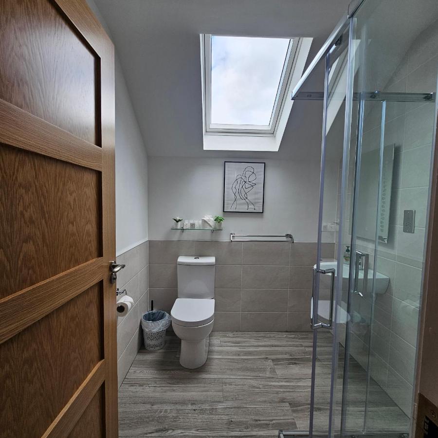 Double or Twin Room with Mountain View