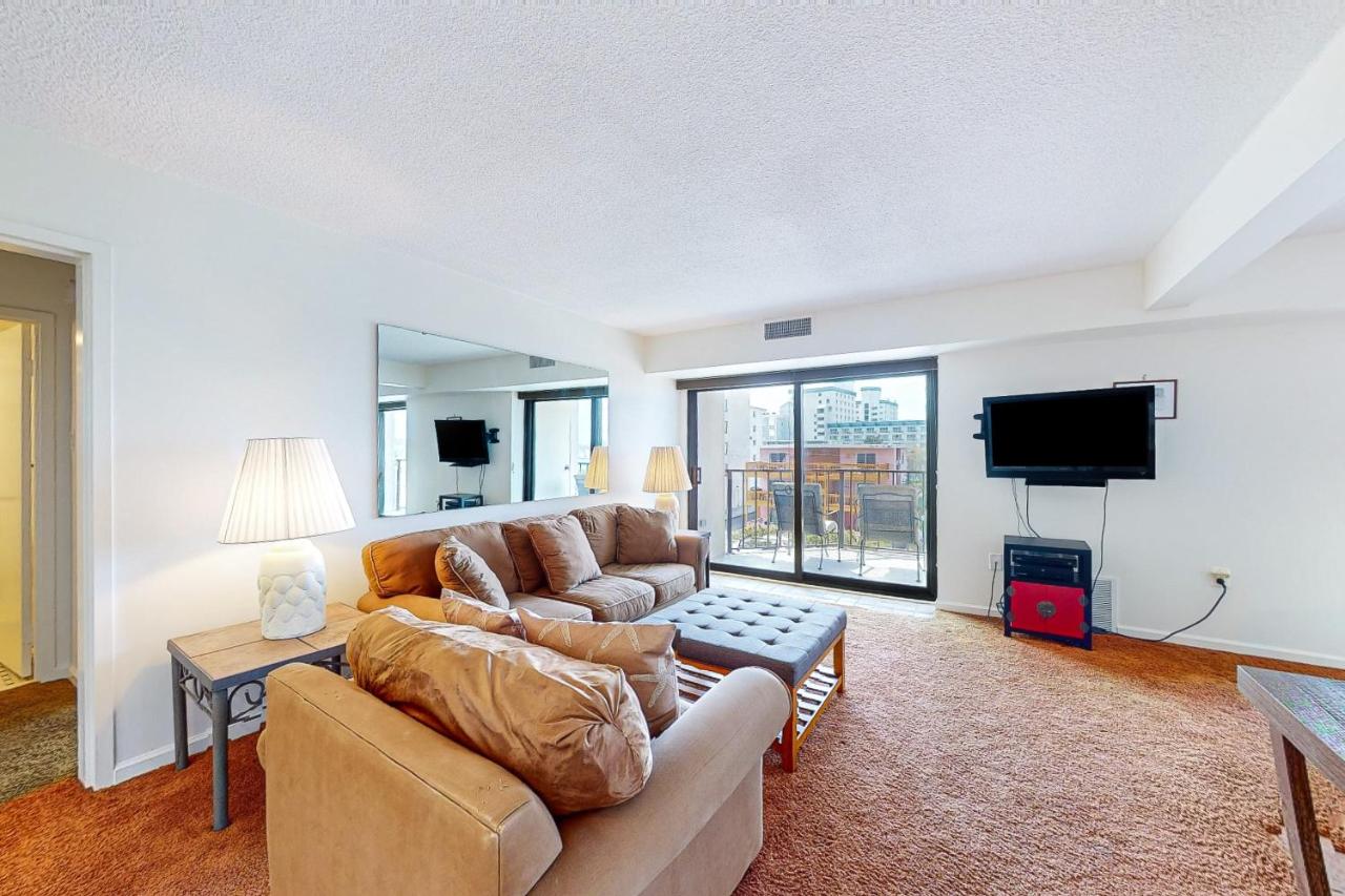 9400 Building #307 - B&B