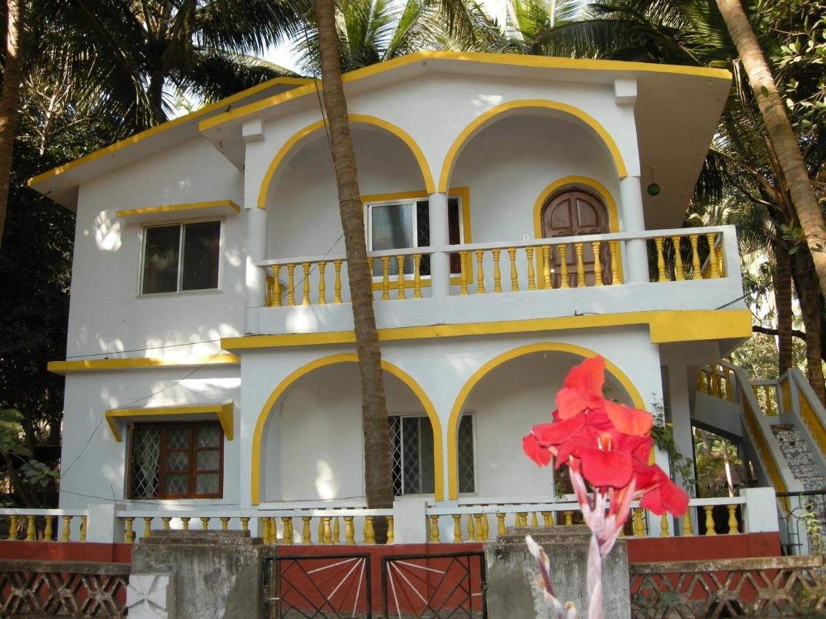 B&B Calangute - Joe And Marietta's Guesthouse - Bed and Breakfast Calangute