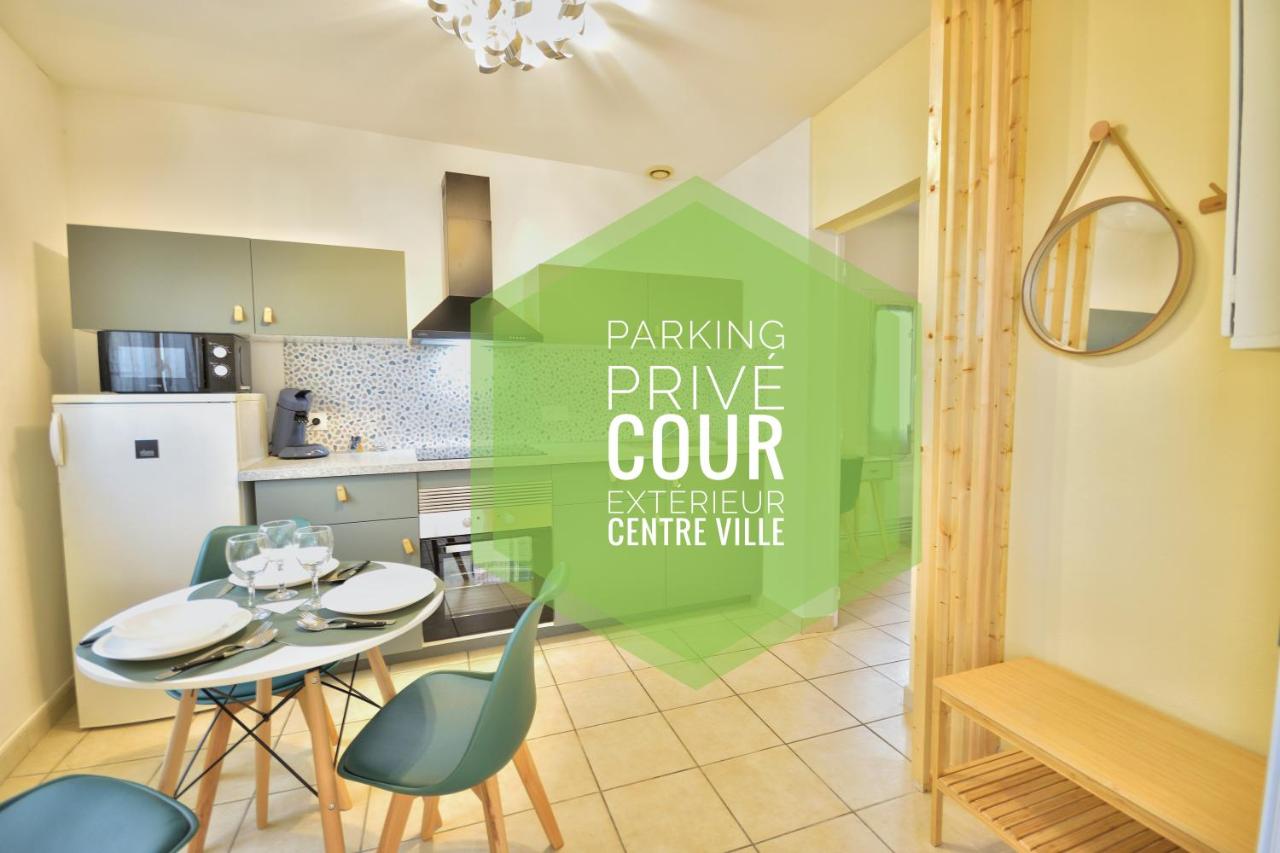 B&B Mont-de-Marsan - Centre ville* Terrasse* Parking privé - Bed and Breakfast Mont-de-Marsan