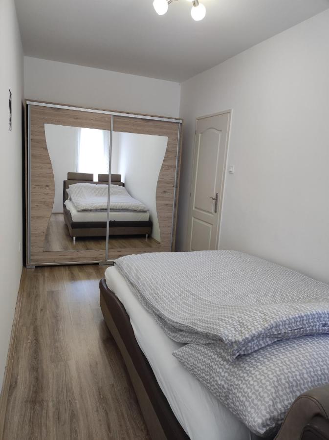 Hegin Ajtósi Apartman - Chambres d’hôtes