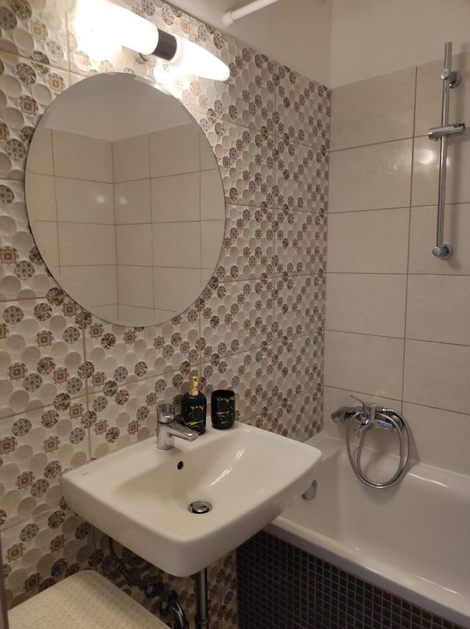 Hegin Ajtósi Apartman - B&B Pécs