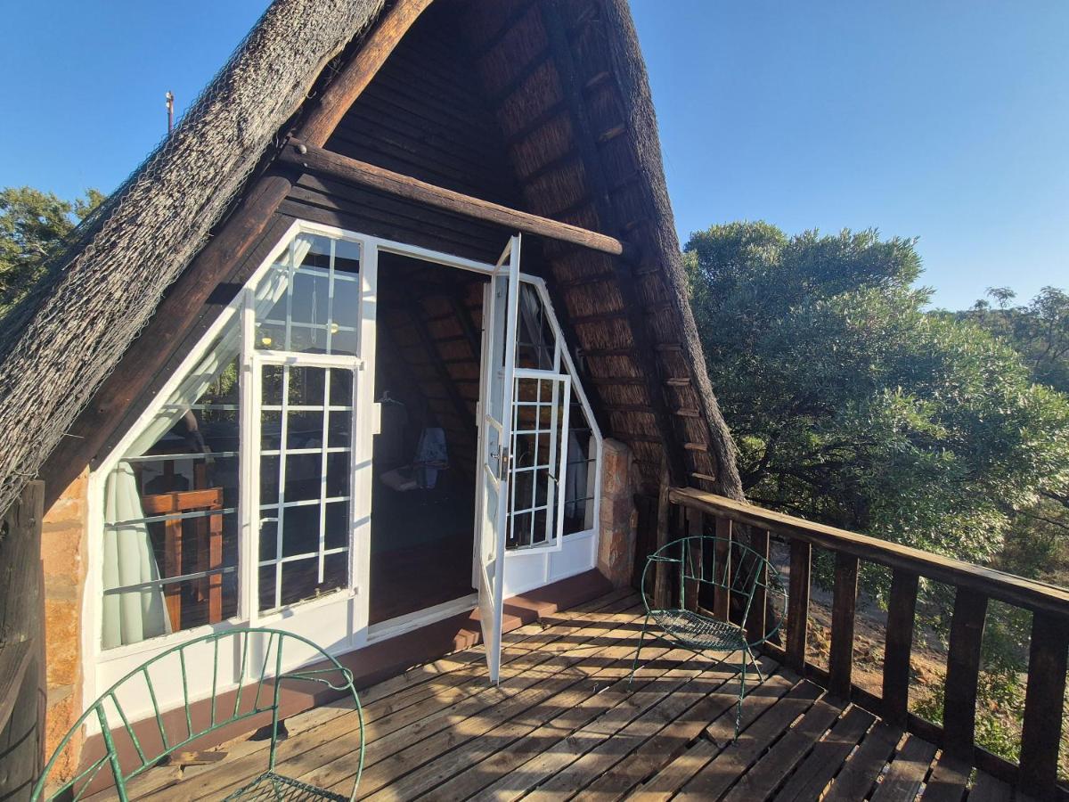 Tshiamo Bush Chalet - Utopia - B&B