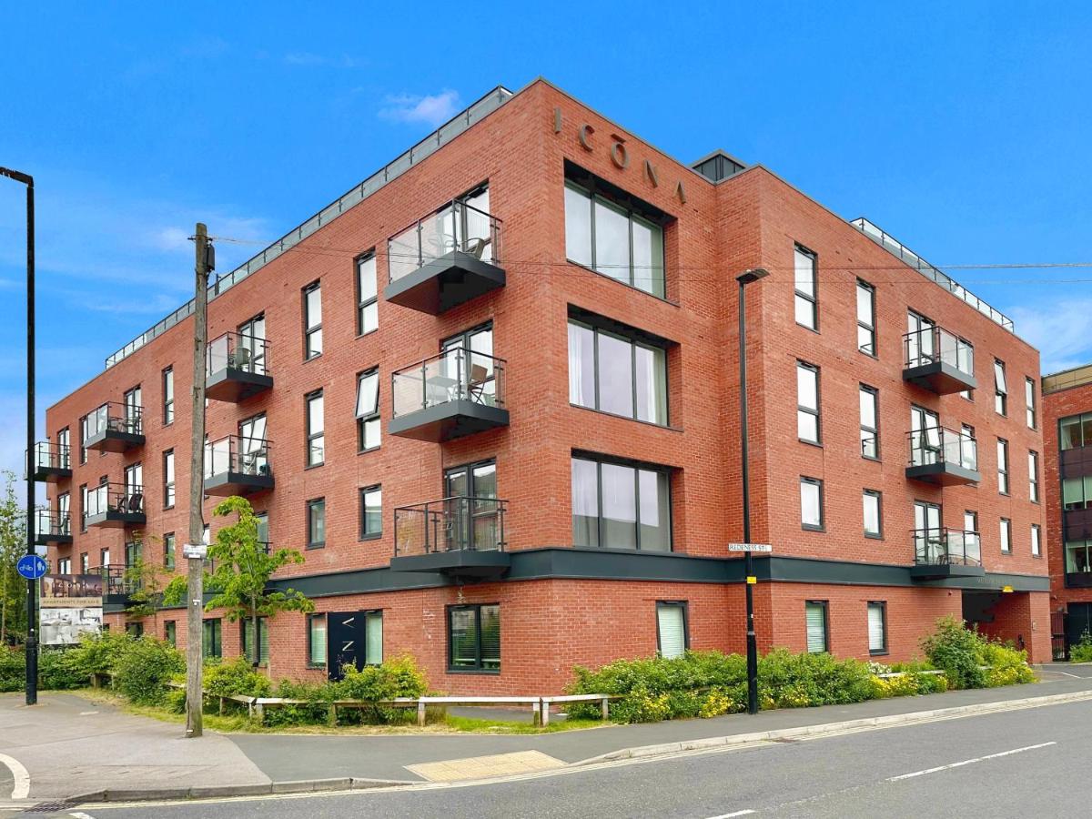 Icona Luxury Apartment with Minster Views & Allocated Parking - B&B