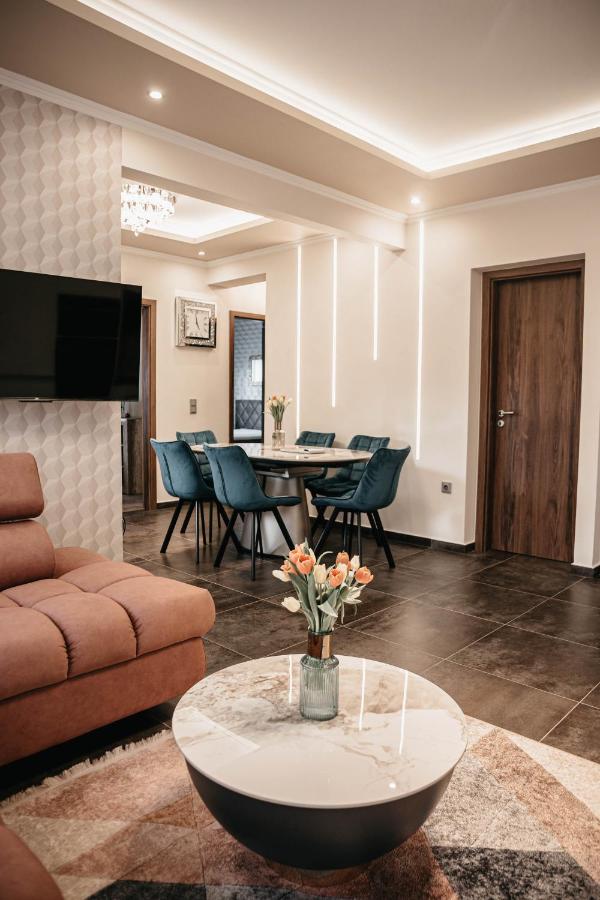 Luxury Wellness Home II. Balatonboglár - B&B