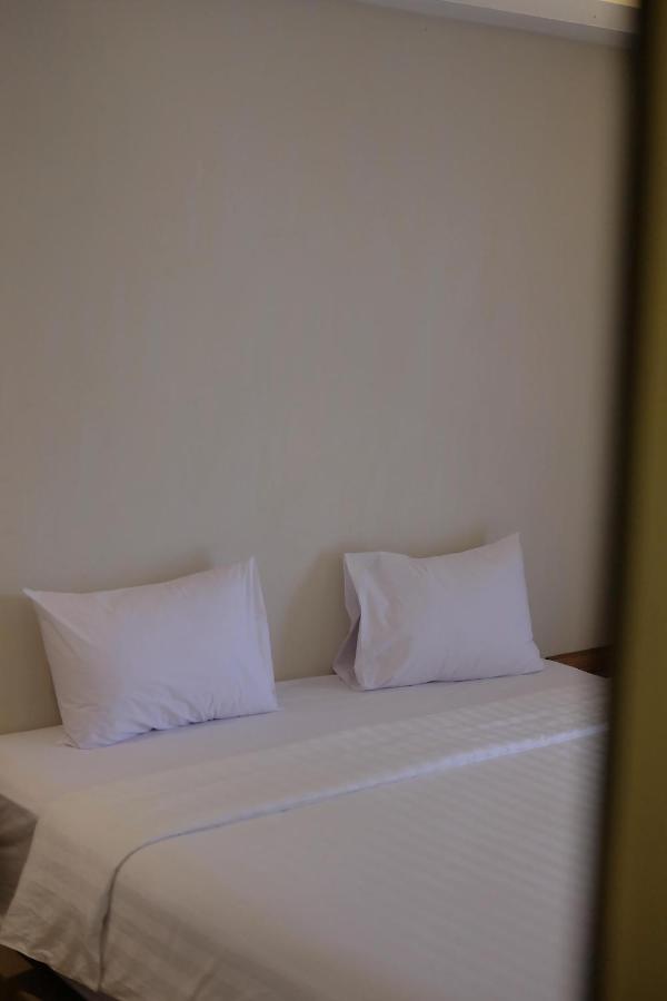 Deluxe Double Room (2 Adults + 1 Child)