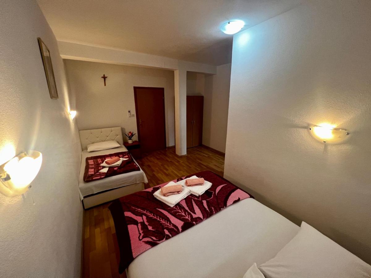 Comfort Triple Room