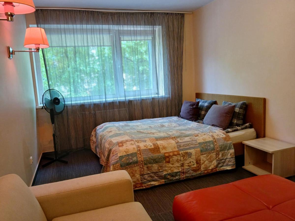 3 rooms apartment with balcony - Chambres d’hôtes Kaunas