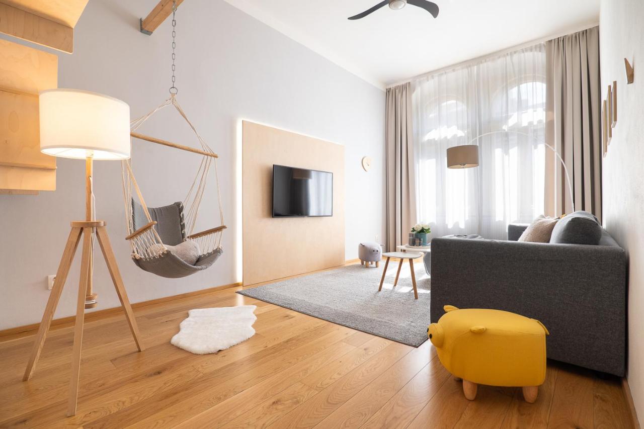 Negrelli Residence - main BUS station - B&B Prague