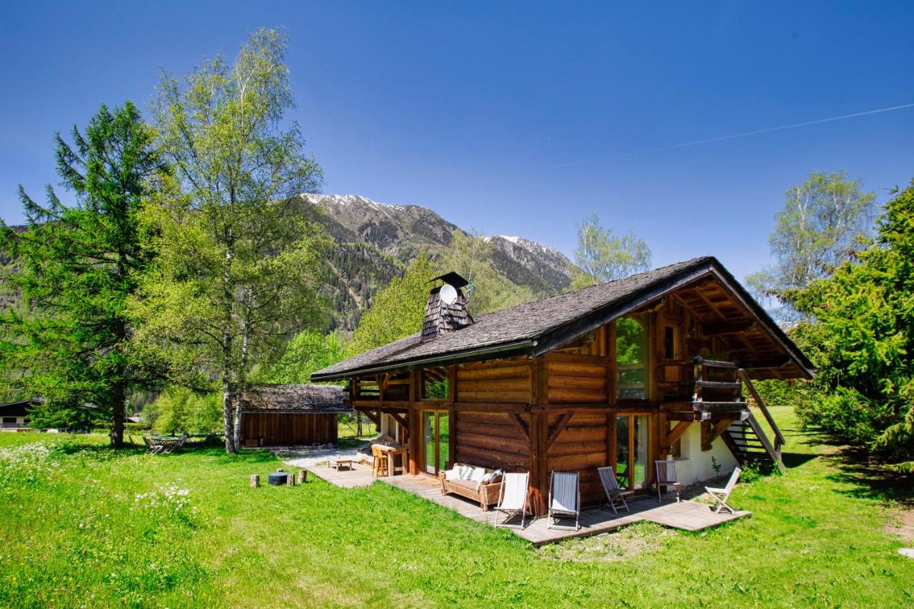Chalet Taconnaz - Warm & Cosy 3BR Chalet with Fireplace in Nature - By Cozee Rentals - Chambres d'hôtes Les Houches
