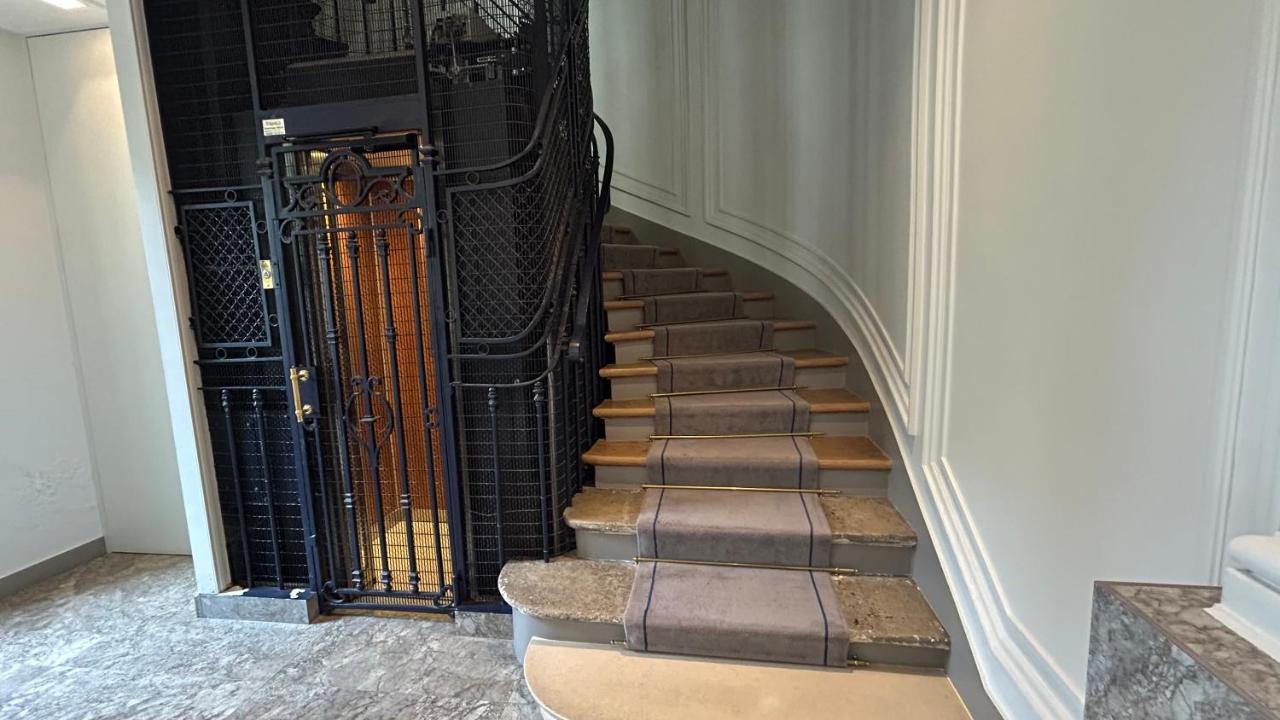 Studio Porte Maillot Immeuble Haussmannien - B&B