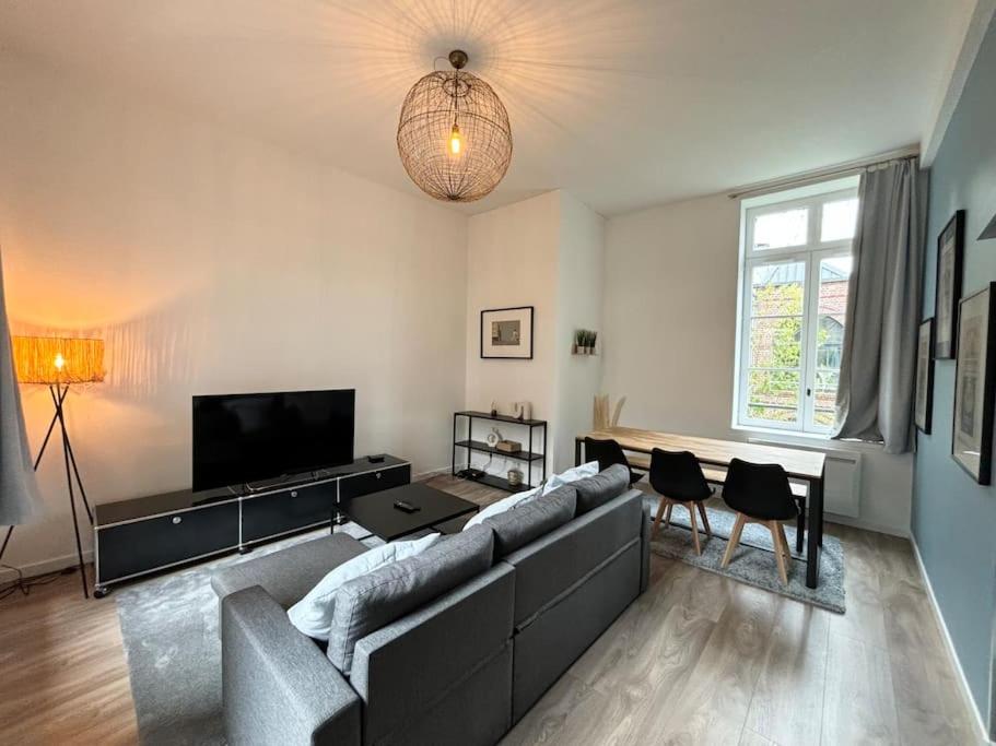 Vieux-Lille Appartement rénové avec une chambre - B&B