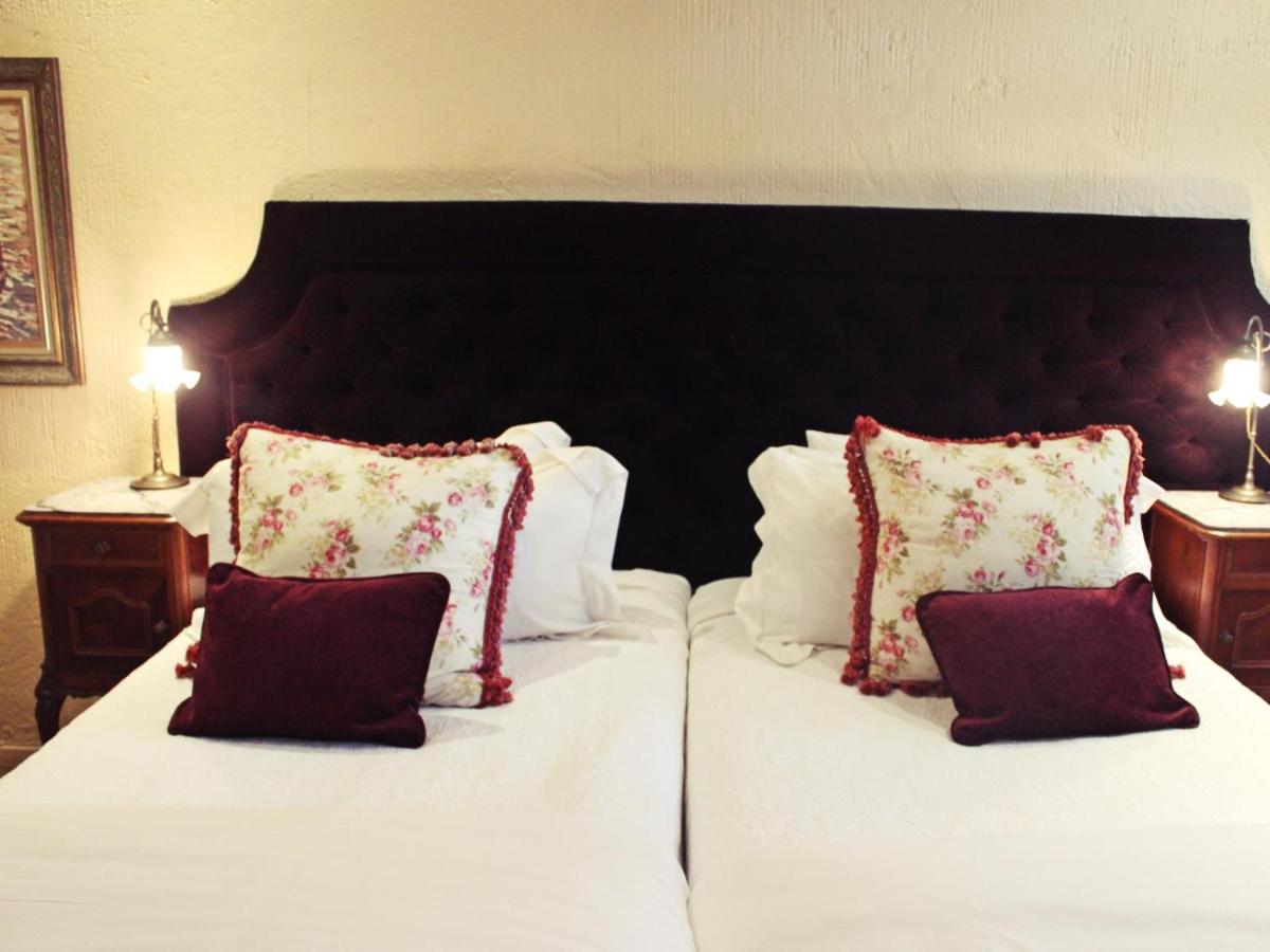 Luxury Queen Room