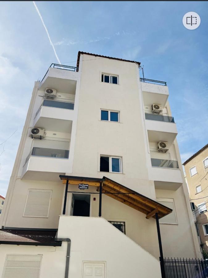 New Portside Apartments - B&B