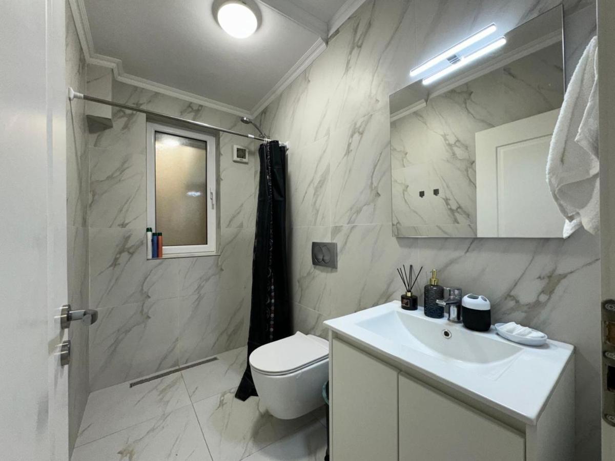 Center Luxury Rooms - Bed and Breakfast Tirana