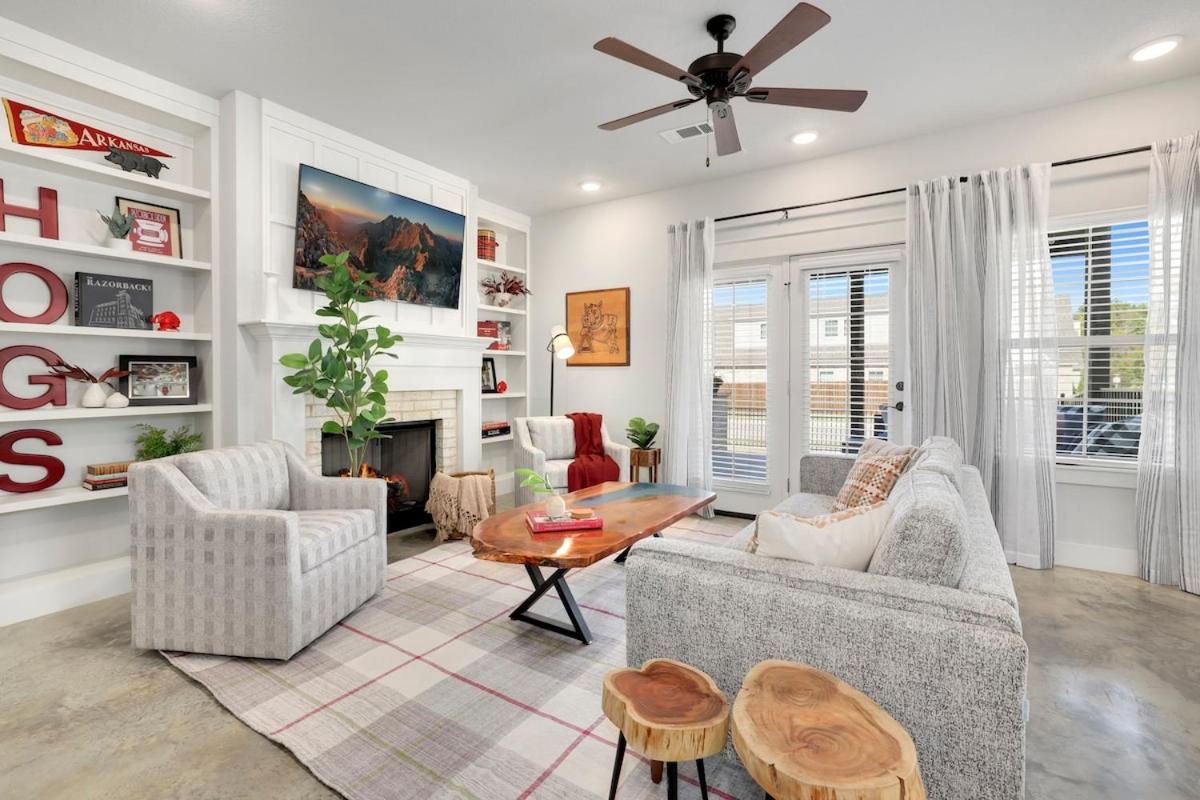 The Collegiate 4 Mi to U of A MTB Friendly - B&B Fayetteville