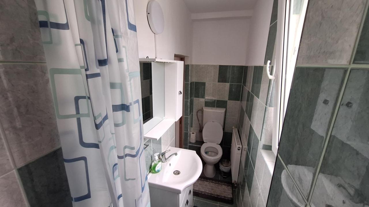 Twin Room with Bathroom