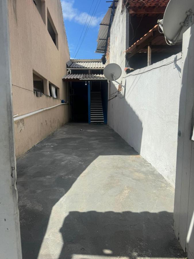 hospedagemsaopedro apartamento com garagem a 13 km de Cabo frio 22 km de arraial do cabo - B&B