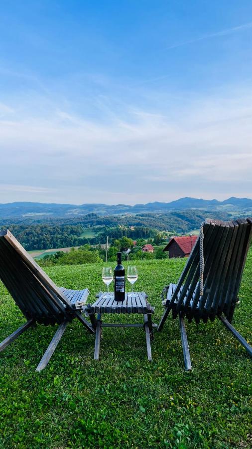 B&B Podčetrtek - Morning coffee w a view :) - Bed and Breakfast Podčetrtek