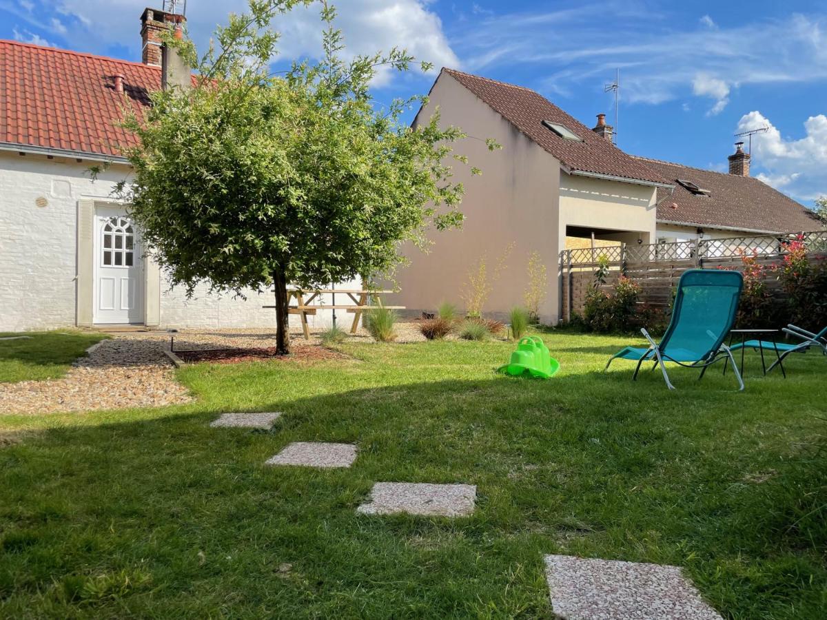 LE COCOON D'ANNABELLE - JOLIE MAISON avec JEUX ET GRAND JARDIN - Chambres d'hôtes Pierrefitte-sur-Sauldre