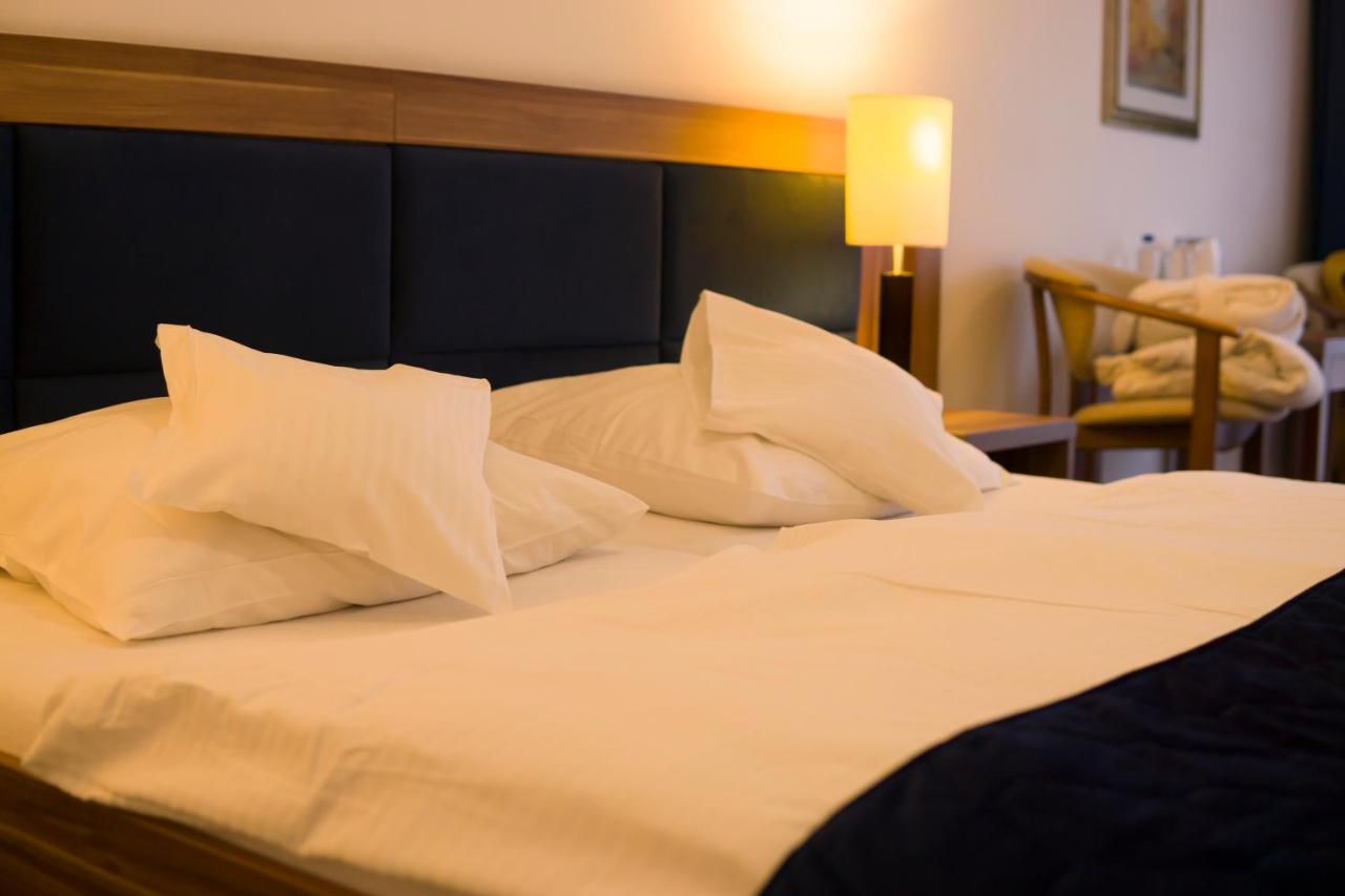 Bursztyn Resort