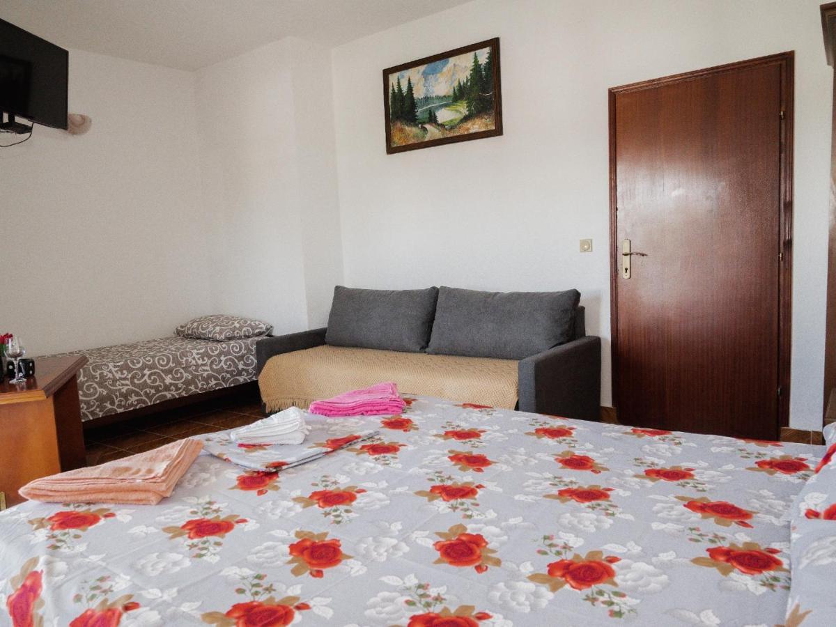 Studio Apartment with Sea View